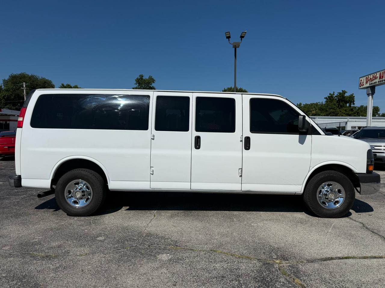 chevrolet express passenger 2014 1GAZG1FG9E1153841 image chevrolet express passenger 2014 1GAZG1FG9E1153841 image